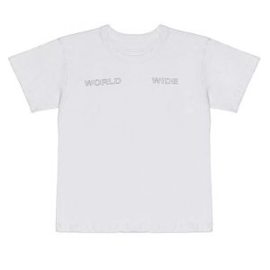 Clean and minimalist look with the white Sp5der Wide T-shirt